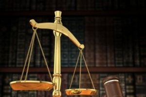 السعودية :اتهام وزير سابق بتزوير صك بـ100 مليون ريال