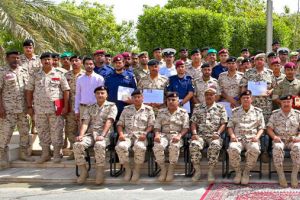 تخريج عدد من الدورات العسكرية المتخصصة بمركز تدريب قوة الدفاع الملكي