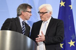 شتاينماير يطالب بإبقاء اليونان في منطقة اليورو