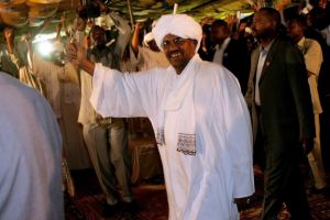 الخرطوم تقلل من أهمية قرار توقيف البشير في جنوب إفريقيا