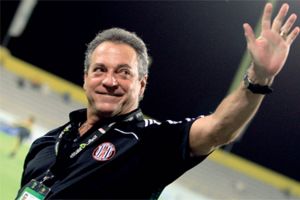 البرازيلي براغا مدرباً للجزيرة الاماراتي   