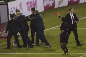 كوبا أميركا: إيقاف نيمار مؤقتاً مباراة واحدة