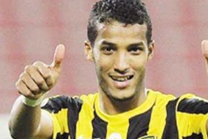 هزازي: انضمامي للنصر شرف كبير