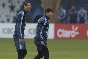 دي ماريا: افتقدنا الحظ في الدور الأول لكوبا أمريكا ونسعى لكتابة التاريخ بالمنتخب الأرجنتيني