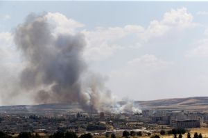 المرصد السوري: الأكراد والجيش السوري يقاتلان 'داعش' في شمال شرق سوريا