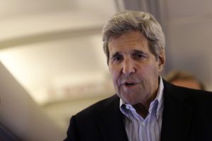 بدء المحادثات النووية بين كيري وظريف في فيينا