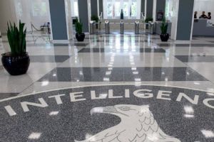 «سي آي اي» تعد بتعزيز التنوع في قياداتها العليا   