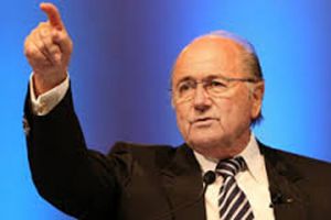 فضائح فيفا: بلاتر يؤكد انه ليس فاسداً