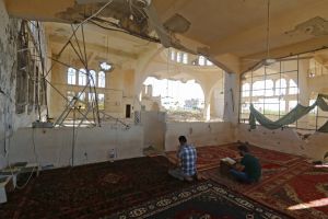 مقتل 10 على الأقل من جبهة النصرة في انفجار استهدف مسجداً بإدلب السورية