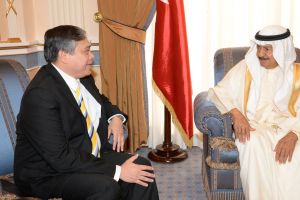 رئيس الوزراء يستقبل السفير الفلبيني بمناسبة تسلمه مهام عمله