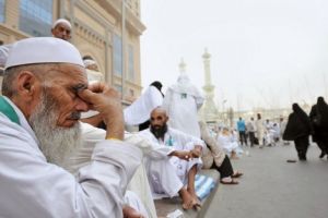 السعودية تدعو المصابين بالأمراض المزمنة وكبار السن إلى تأجيل الحج هذا العام