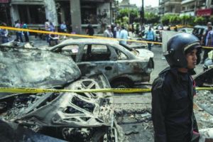 إحباط محاولة إخوانية لتعطيل الملاحة في قناة السويس