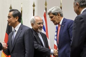 تسارع وتيرة الجهود لاتخاذ قرارات سياسية بشأن الملف النووي الإيراني