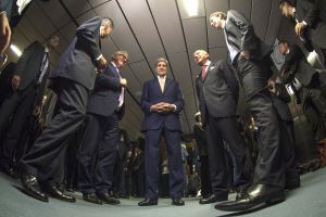 بوتين: بات بإمكان العالم أن يتنفس الصعداء بعد إنجاز الاتفاق النووي الإيراني