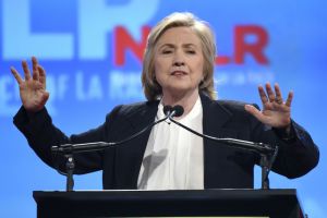 هيلاري كلينتون تصف اتفاق إيران بأنه 'لحظة مهمة'