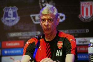 فينجر: بيتر تشيك قد يكون أول وآخر الصفقات المهمة لأرسنال هذا الصيف