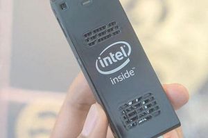 «كومبيوت ستيك».. كومبيوتر محمول بقدرات معقولة