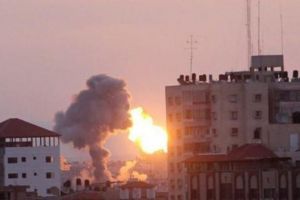 غارة إسرائيلية على قطاع غزة بعد هجوم صاروخي
