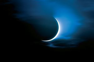 عمان: غداً المتتم لشهر رمضان المبارك والسبت أول أيام عيد الفطر المبارك