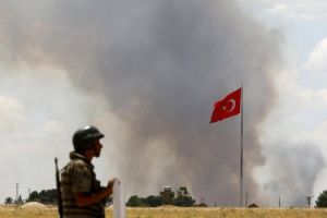 تركيا تقصف قرية تسيطر عليها القوات الكردية في سورية