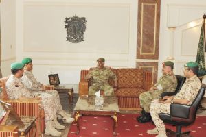 رئيس الحرس الوطني يؤكد أن 'درع الجزيرة' سداً منيعا بوجه التحديات