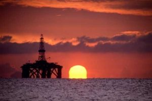 الكويت لن تلجأ إلى التحكيم الدولي مع السعودية بشأن النزاع حول الحقلين النفطيين المشتركين