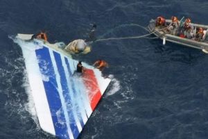 استراليا تؤكد بأن قطعة الحطام تعود للطائرة الماليزية المفقودة