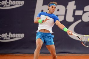 نادال يواصل انتصاراته ويبلغ نصف نهائي دورة هامبورغ