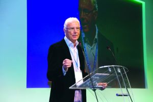 القيصر بيكنباور يفقد ابنه