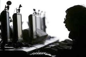 الهند تحجب 857 موقعاً إباحياً على الانترنت