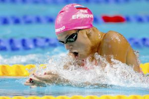 فان دير بيرج وبيتي يواصلان صراعهما في منافسات سباحة الصدر ببطولة العالم