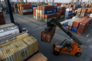 تراجع نمو الاقتصاد الإندونيسي إلى 7ر4% خلال النصف الأول من العام