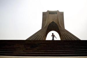 وفد ياباني في طهران يبحث عن فرص استثمارية 