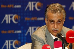 سلمان بن ابراهيم يهنئ أحمد الفهد بتجديد رئاسته للاولمبي الآسيوي حتى 2019