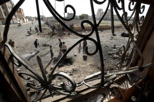 مقاومة آزال تعلن مقتل 15 حوثياً في مواجهات بين الطرفين وسط اليمن