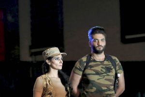 شاهد الصور... عرض أزياء للمصممة العراقية وقاء الشذر في بغداد دعماً للجيش العراقي