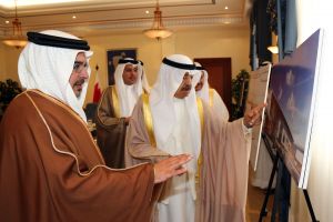 رئيس الوزراء وولي العهد يبحثان مشروع تطوير مطار البحرين الدولي 