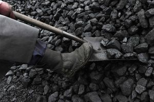 أسعار الفحم تهوي لأدنى مستوياتها في 12 عاماً