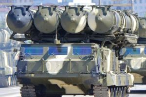 'الشرق الأوسط': البنتاغون يهدد بضربة عسكرية إذا زودت روسيا إيران بصواريخ إس 300