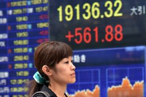 نيكي يواصل صعوده ويرتفع 3% لكنه ينهي الأسبوع على خسائر