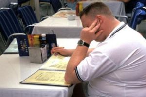 دراسة: عدد الموظفين الشبان البدناء أقل في أماكن العمل الصحية