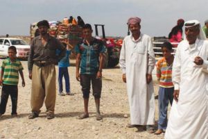 مئات العائلات العربية تصل إلى مناطق البيشمركة جنوب كركوك