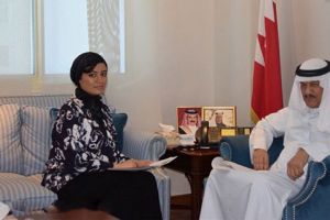 وزير الصحة يناقش والنائب الحايكي تطوير الخدمات الصحية