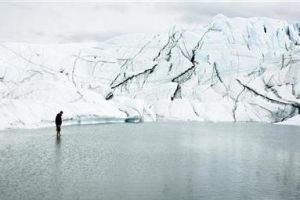 أوباما: انحسار نهر جليدي في ألاسكا يسلط الضوء على مخاطر التغير