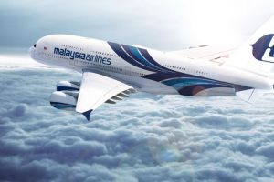 هبوط طائرة ماليزية قبل موعدها المقرر بسبب كسر في مرحاضها
