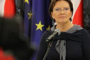 رئيسة وزراء بولندا: على الاتحاد الأوروبي مساعدة اللاجئين دون التقيد بحصص