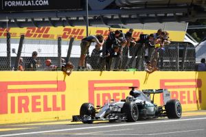 جائزة إيطاليا الكبرى: الفوز من نصيب هاميلتون