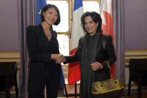 الشيخة ميّ تلتقي وزيرة الثقافة الفرنسيّة في باريس