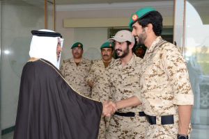 نائب الملك يؤكد أهمية الدعم والتشجيع لأبناء الوطن البواسل في عملهم الميداني