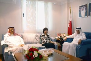 وزير الصحة يستقبل السفراء البحرينيين الجدد